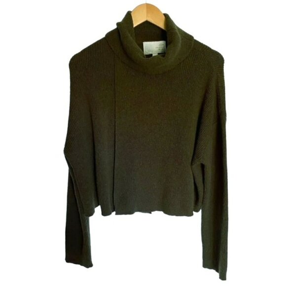 J.O.A. Dark Olive Split Front Cropped Turtleneck Sweater XSmall - Picture 1 of 4